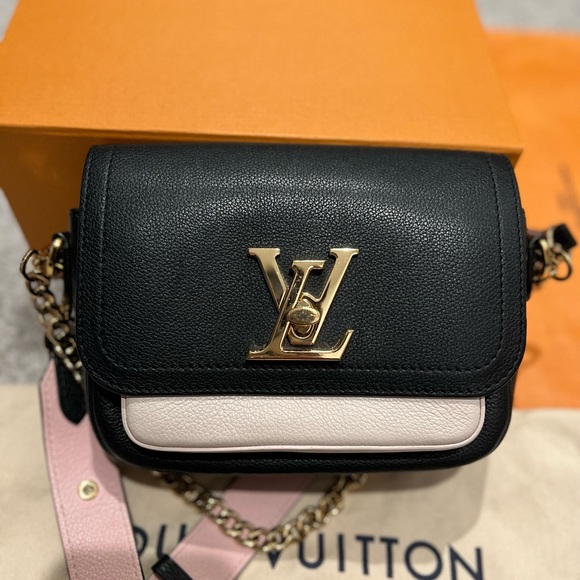 Louis Vuitton Lockme Tender bag - Picture 7 of 13